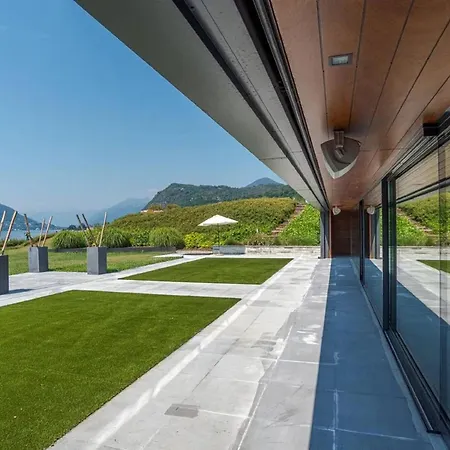 Villa Modern Lakeside Oasis With Pool Madonna Del Sasso